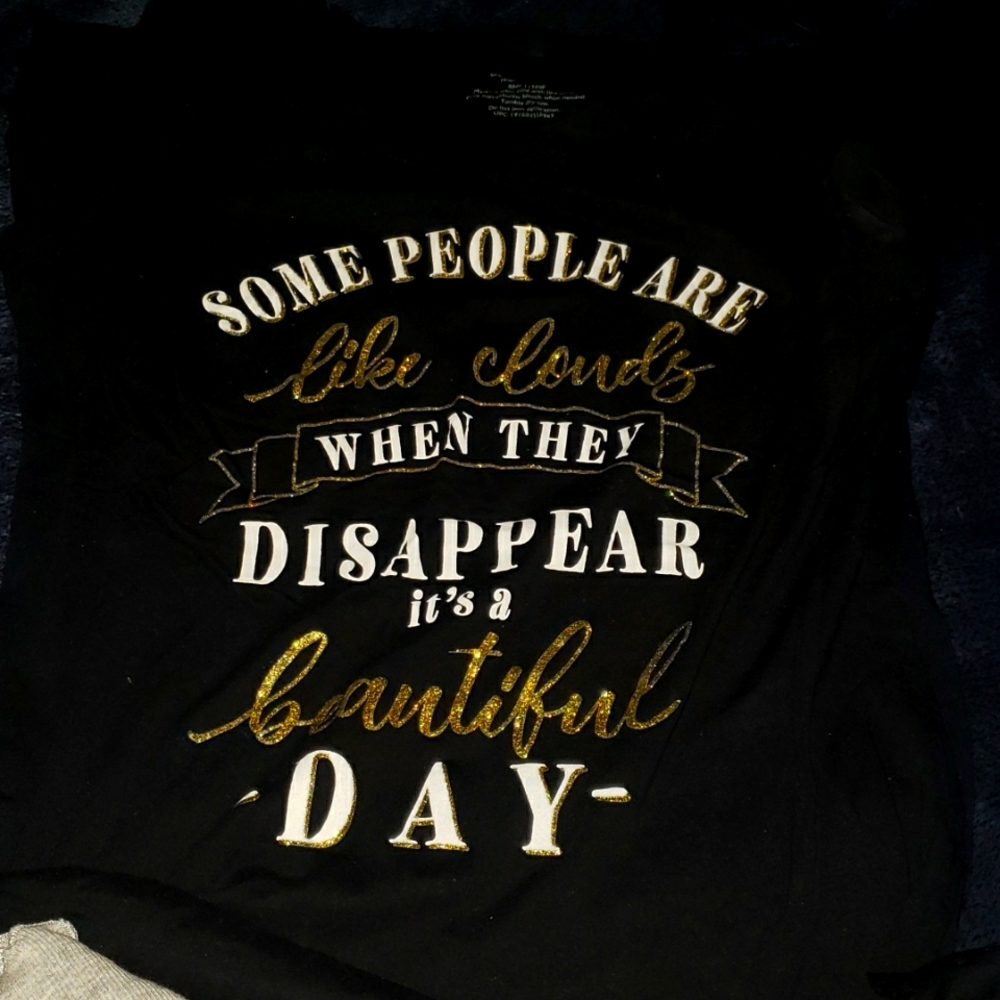tee-shirt
